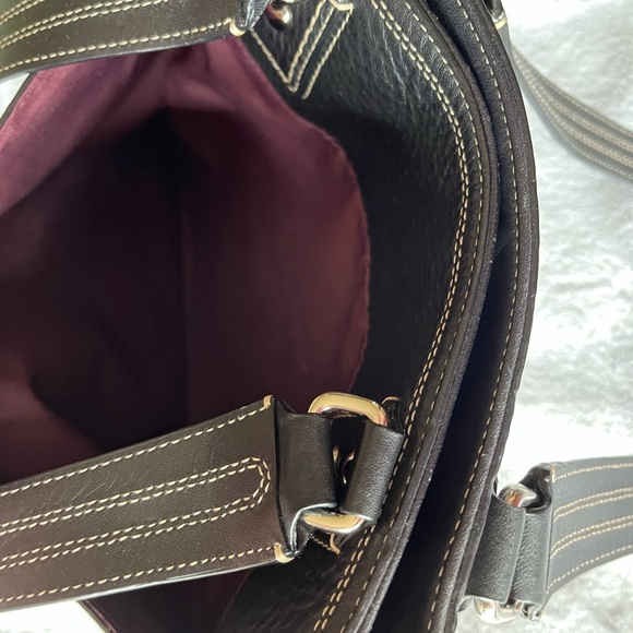 Coach - Picture 3 of 9